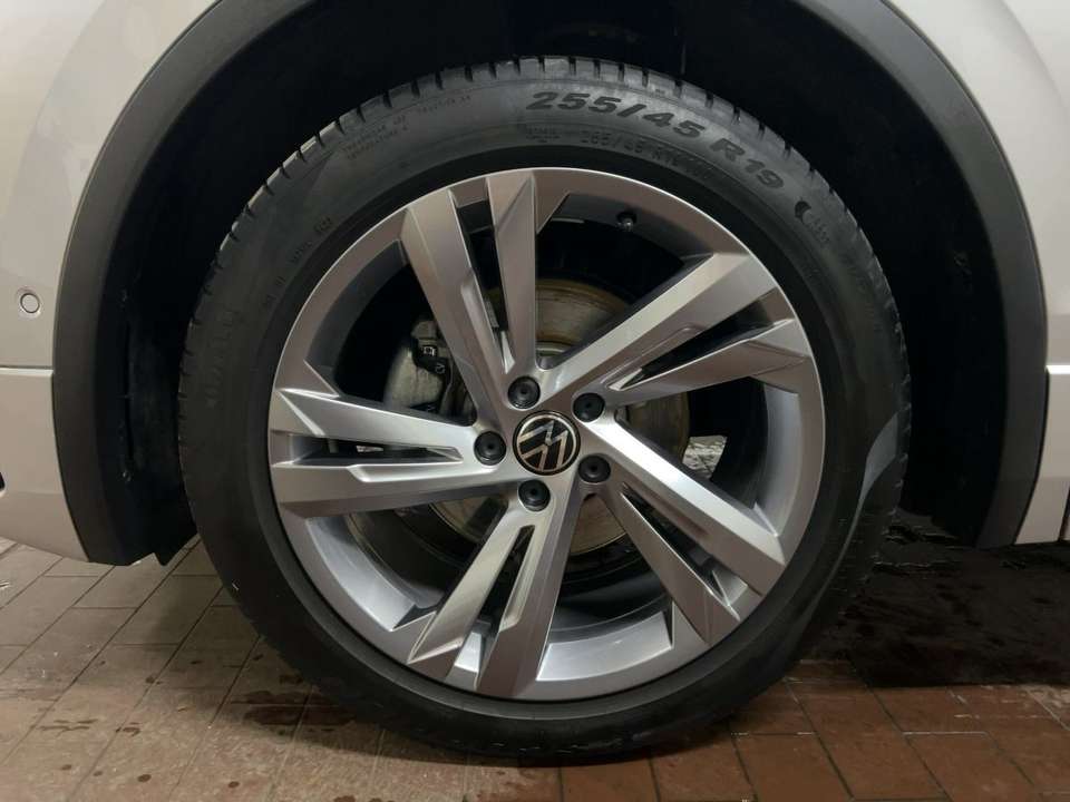 Volkswagen Tiguan - Imagem 15