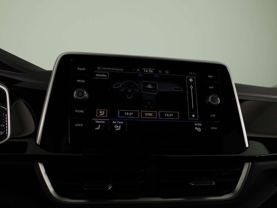 Volkswagen T-Roc - Imagem 13
