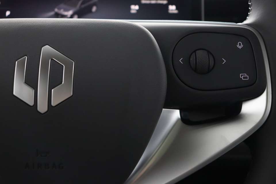 Leapmotor B10 - Imagem 15