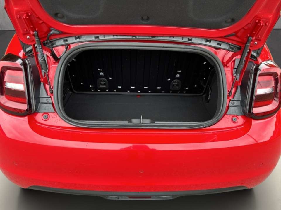 Fiat 500e - Imagem 7
