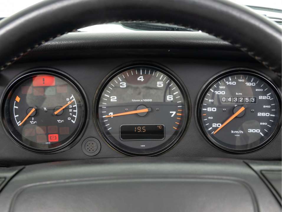 Porsche 964 - Imagem 12