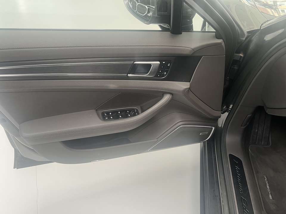 Porsche Panamera - Imagem 9