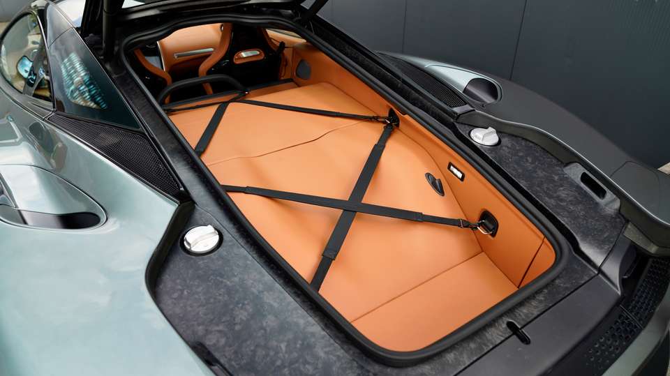 Car picture 15