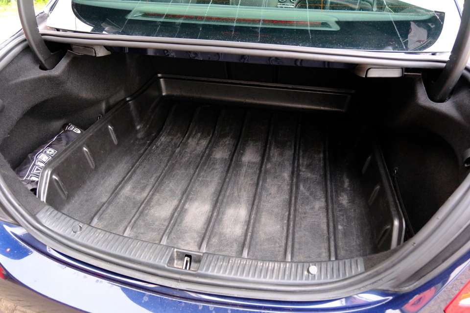 Mercedes-Benz C 180 - Imagem 10