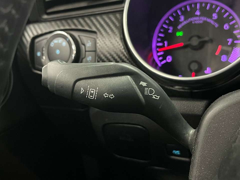 Ford Mustang - Imagem 14