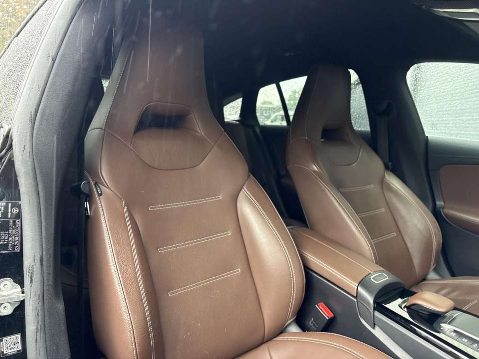 Mercedes-Benz CLA 180 - Imagem 4