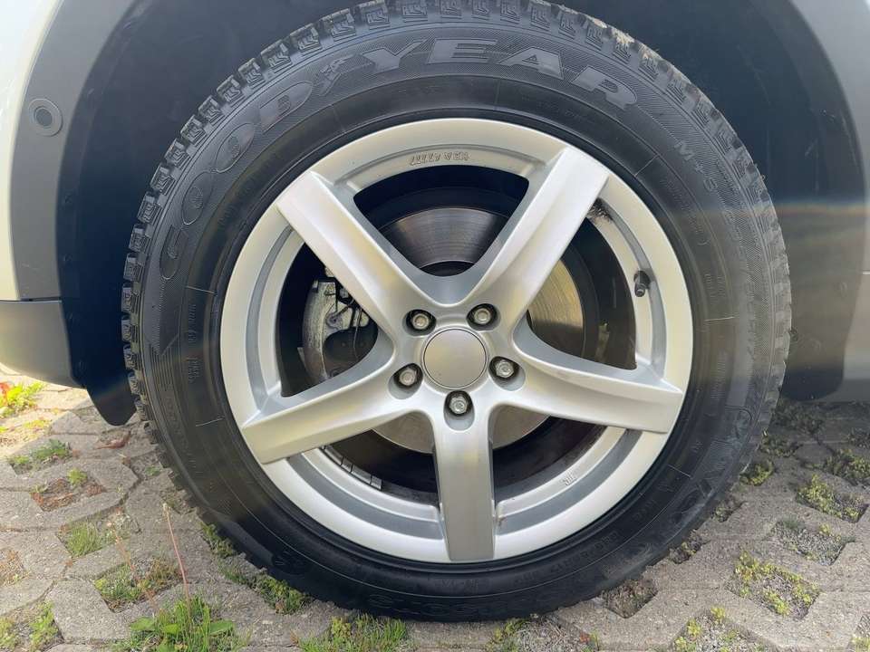 Ford Kuga - Imagem 15