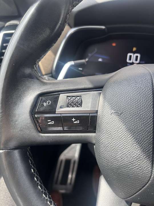 DS Automobiles DS 7 Crossback - Imagem 12