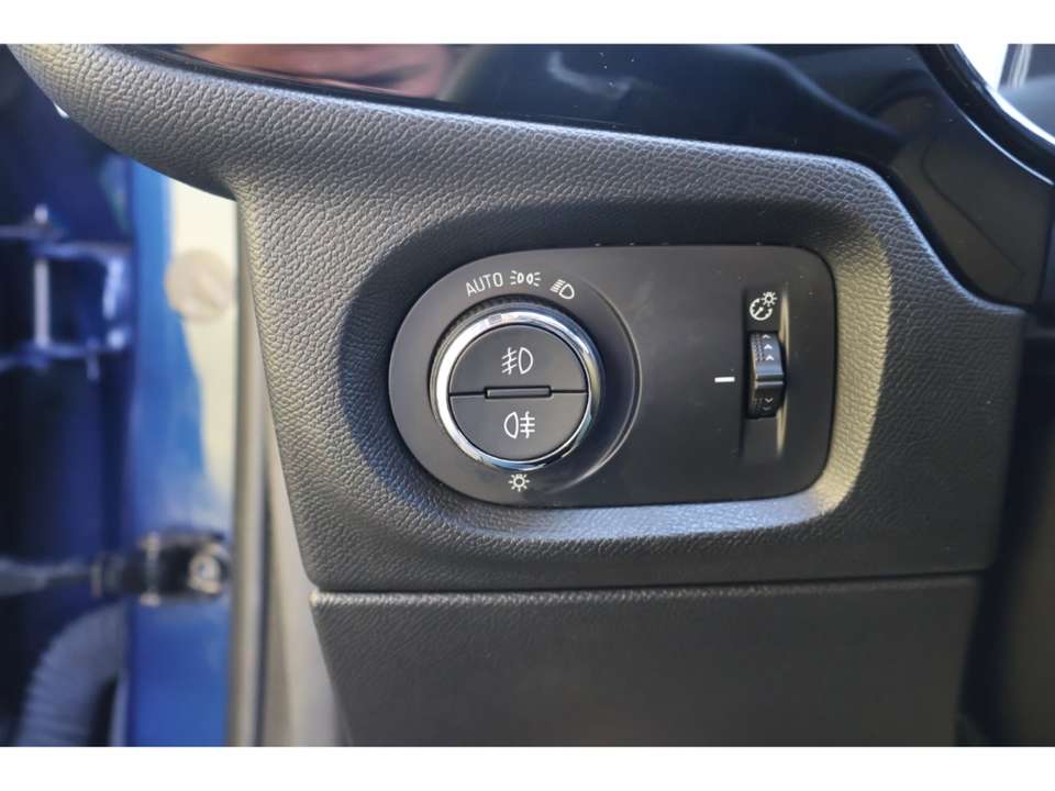 Opel Corsa - Imagem 11