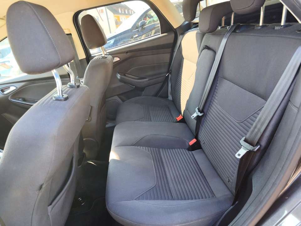 Ford Focus - Imagem 12