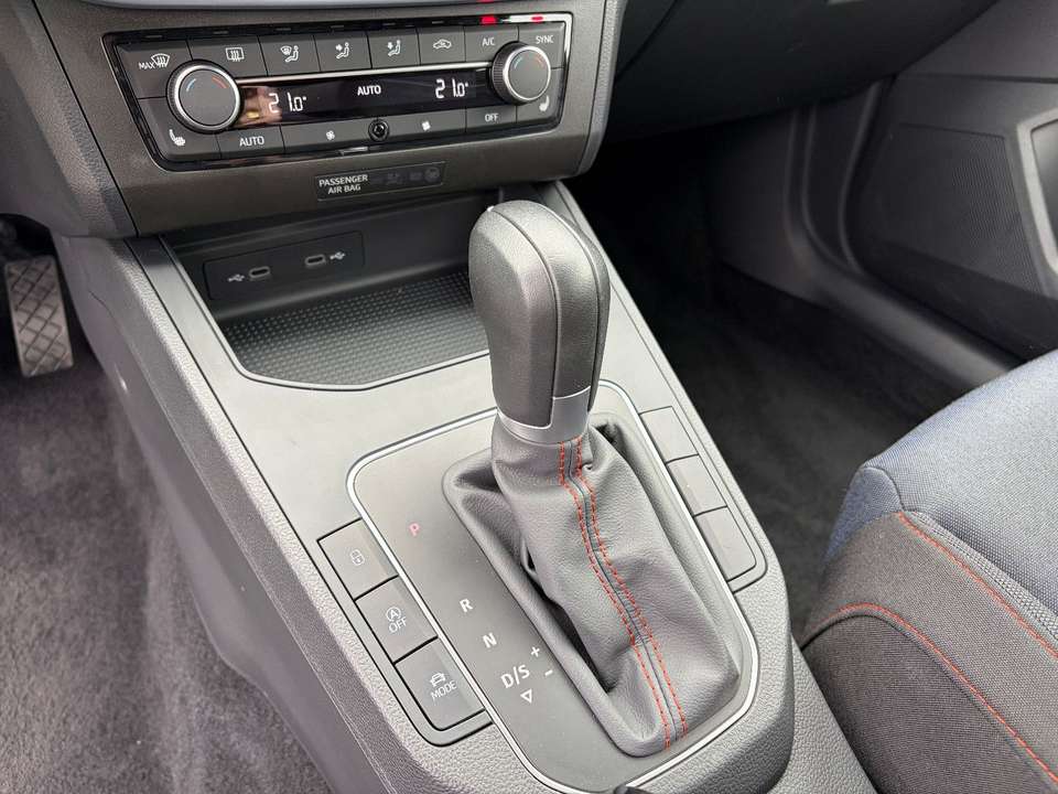 SEAT Ibiza - Imagem 14