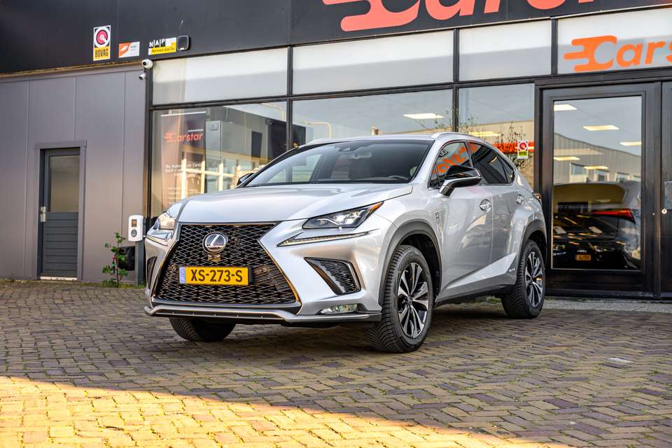 Lexus NX 300h - Imagem 4