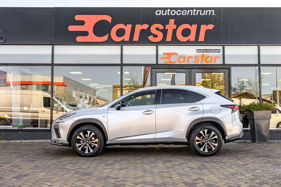 Lexus NX 300h - Imagem 14