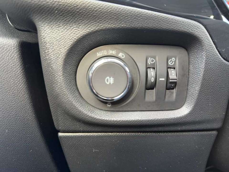Opel Corsa - Imagem 14