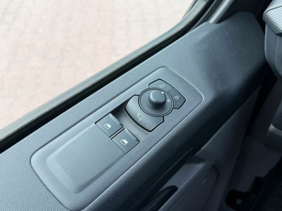 Ford Transit Custom - Imagem 13