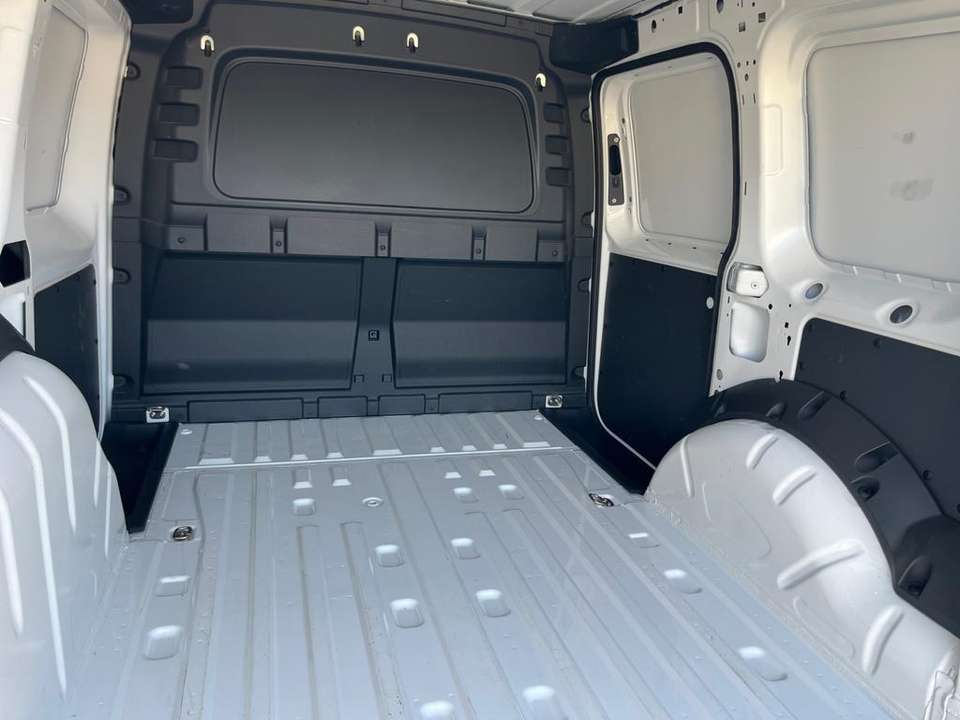 Lancia Voyager - Imagem 13