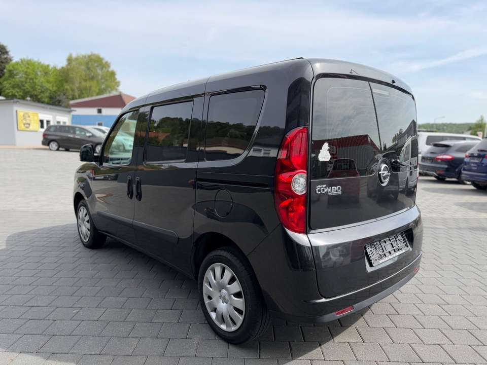 Opel Combo - Imagem 5