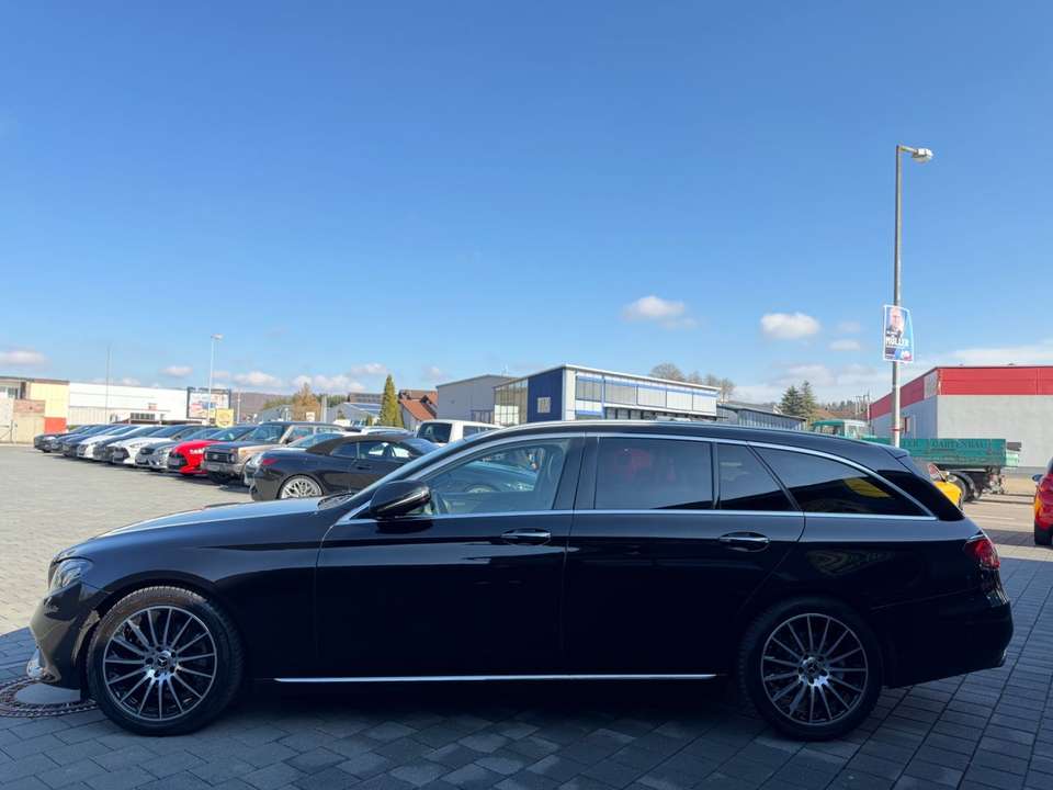 Mercedes-Benz E 220 - Imagem 4