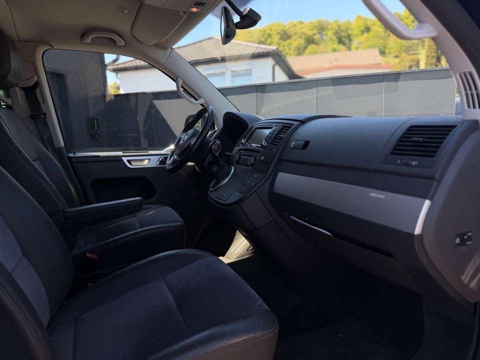 Volkswagen T5 Multivan - Imagem 13