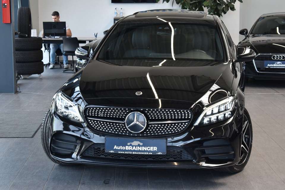 Mercedes-Benz C 300 - Imagem 1