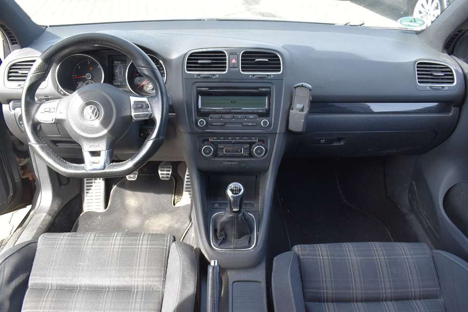 Volkswagen Golf - Imagem 9