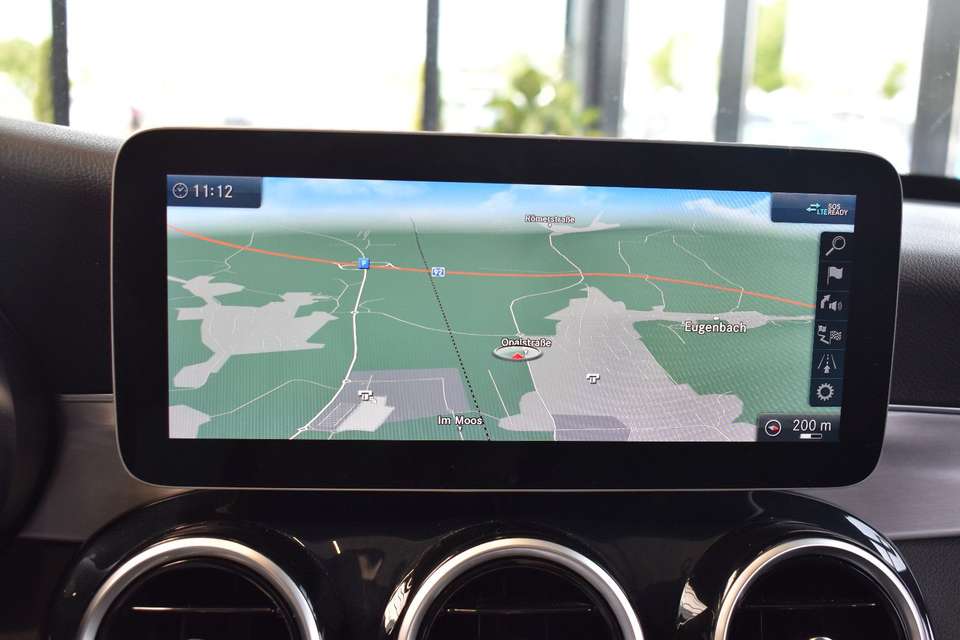 Mercedes-Benz C 300 - Imagem 14