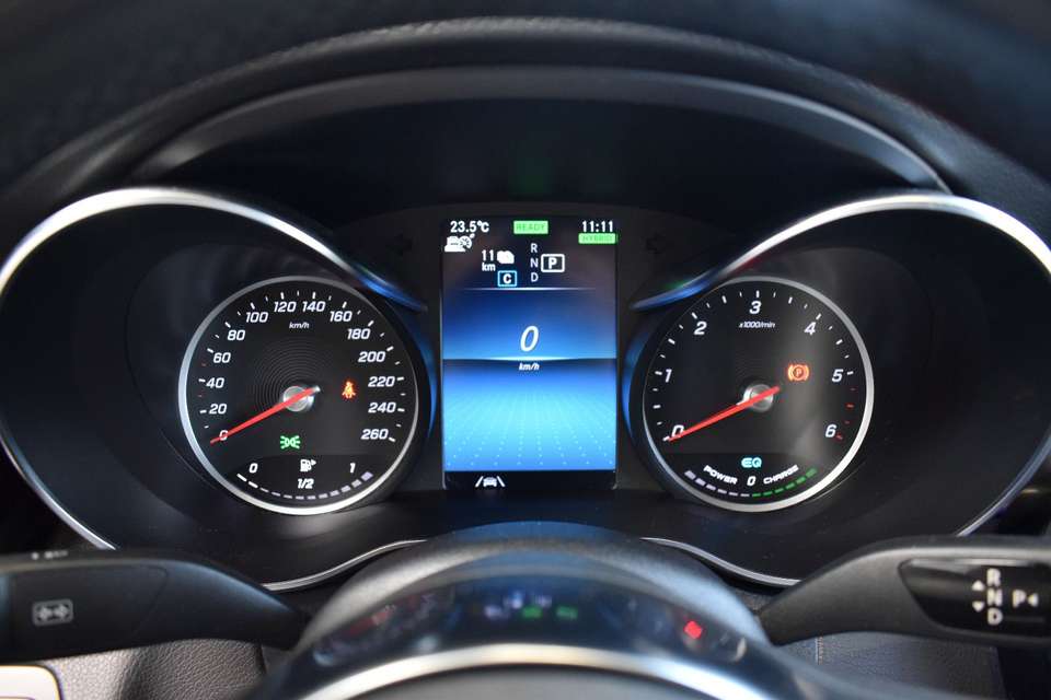 Mercedes-Benz C 300 - Imagem 15