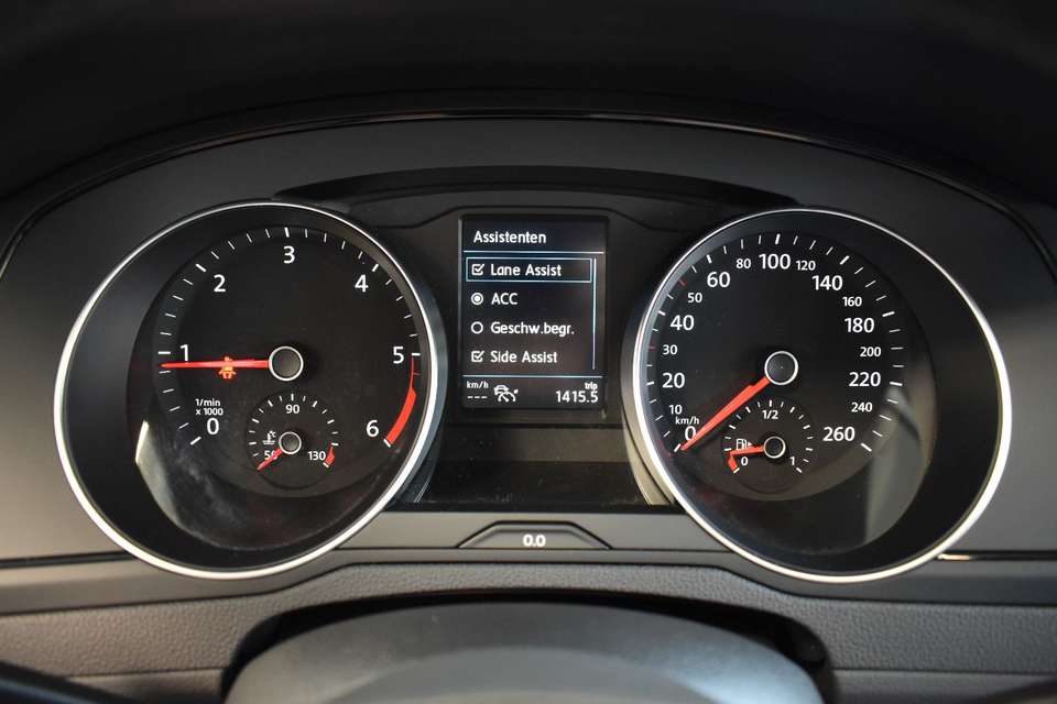 Volkswagen Passat Variant - Imagem 15