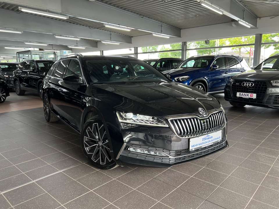 Skoda Superb - Imagem 1