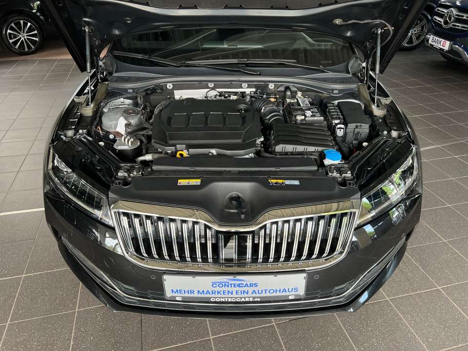Skoda Superb - Imagem 4