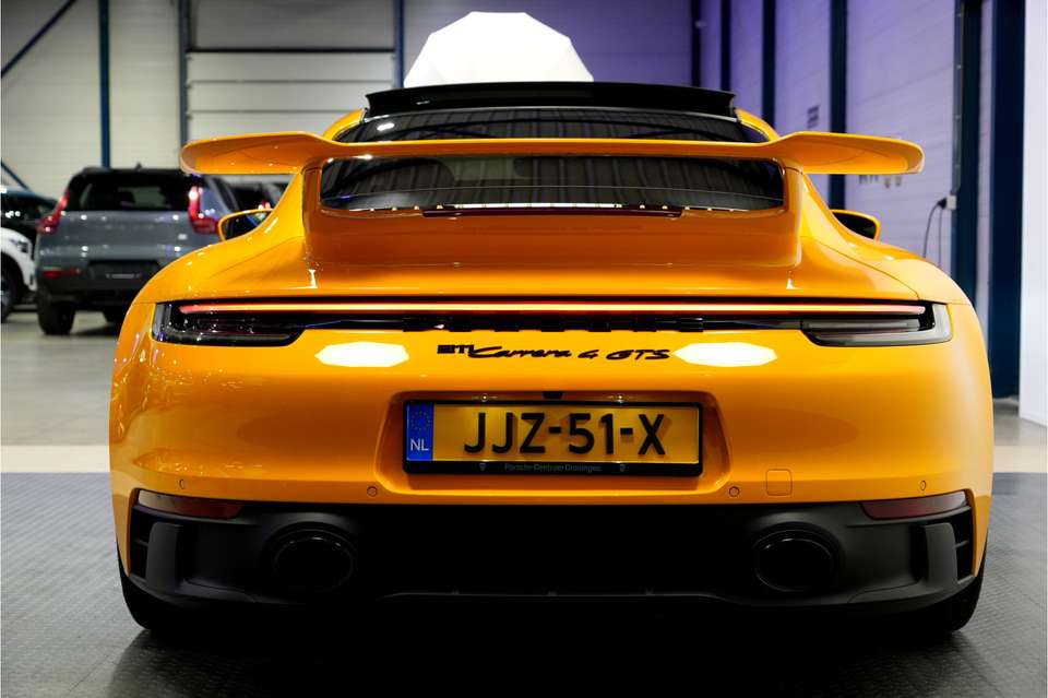 Porsche 992 - Imagem 7