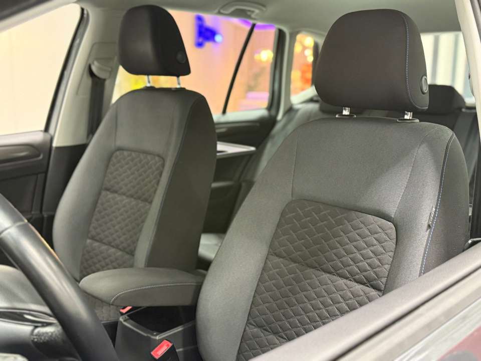 Volkswagen Golf Sportsvan - Imagem 4