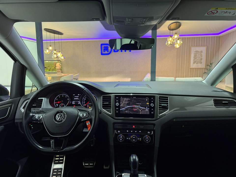 Volkswagen Golf Sportsvan - Imagem 5