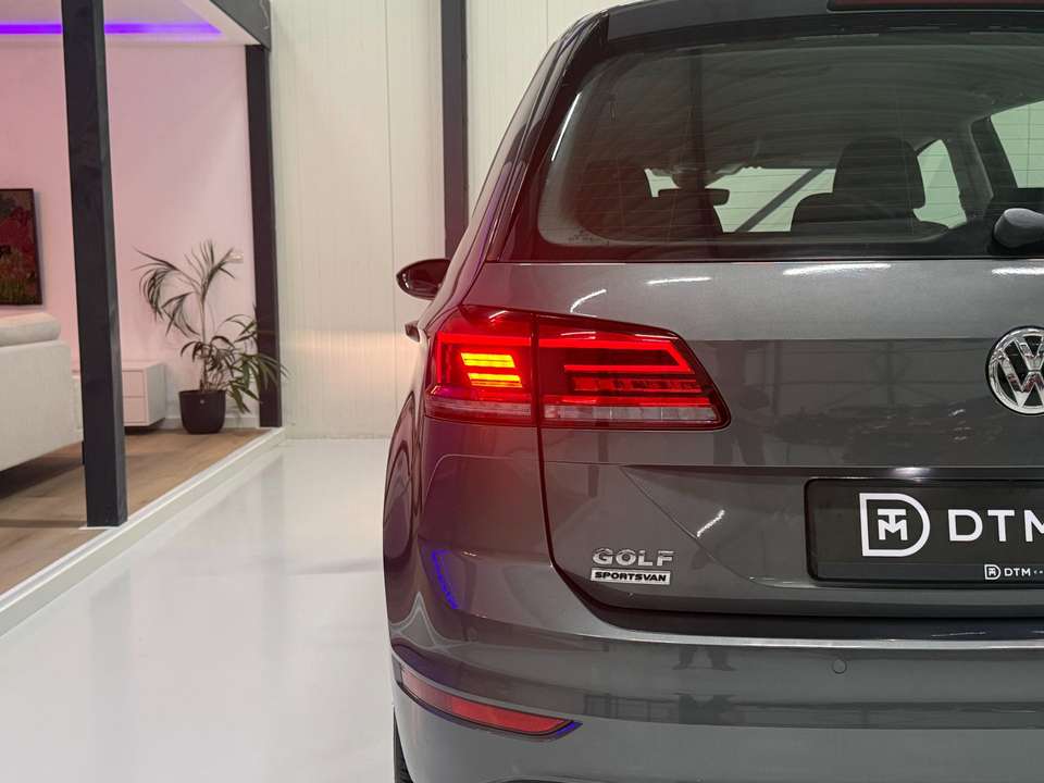 Volkswagen Golf Sportsvan - Imagem 9