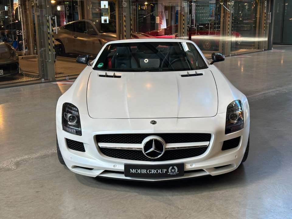 Mercedes-Benz SLS - Imagem 4