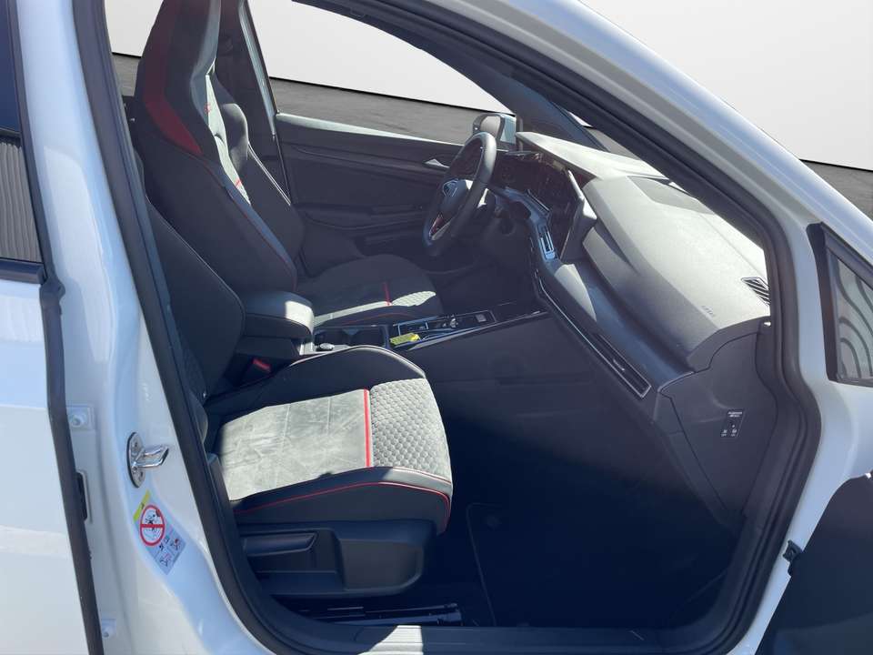 Volkswagen Golf GTI - Imagem 13