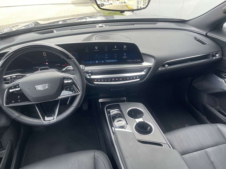Cadillac Lyriq - Imagem 8