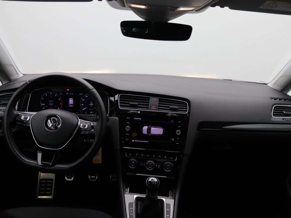 Volkswagen Golf Variant - Imagem 10