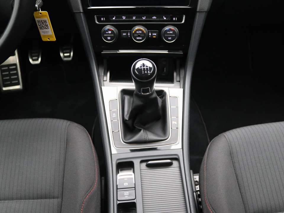 Volkswagen Golf Variant - Imagem 11