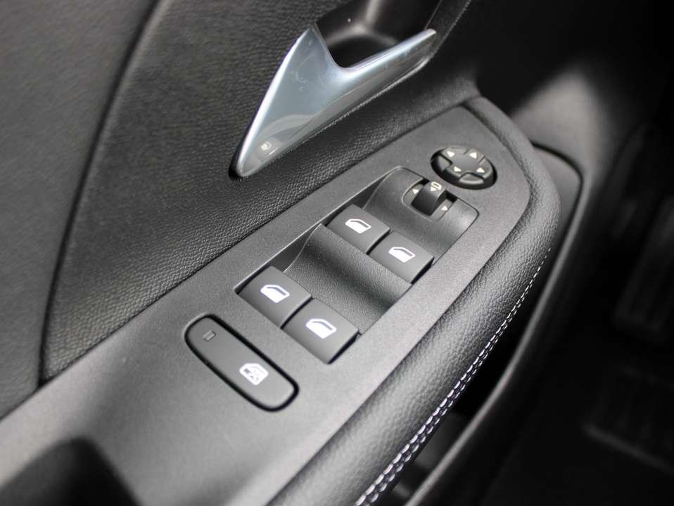 Opel Corsa - Imagem 12