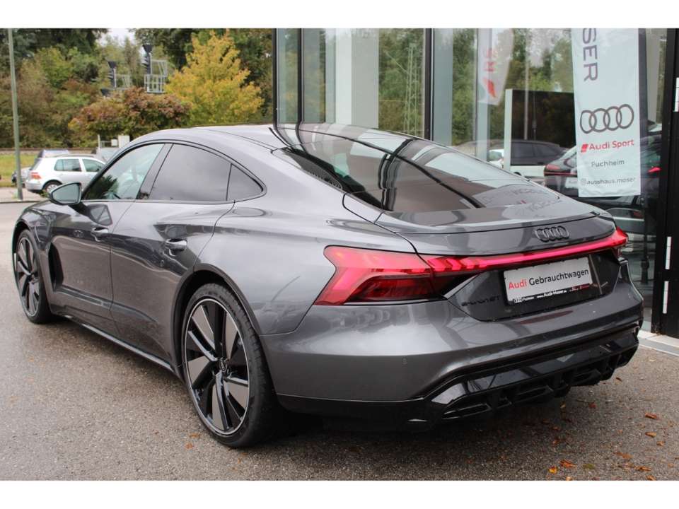 Audi e-tron GT - Imagem 2