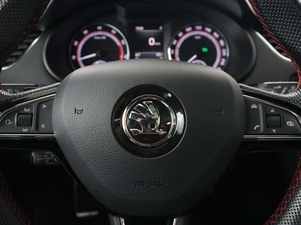 Skoda Octavia - Imagem 12
