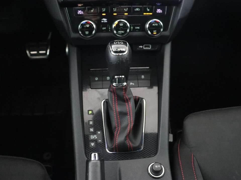 Skoda Octavia - Imagem 16