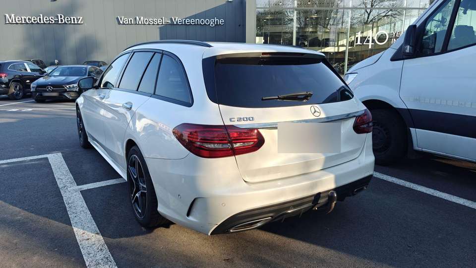 Mercedes-Benz C 200 - Imagem 2