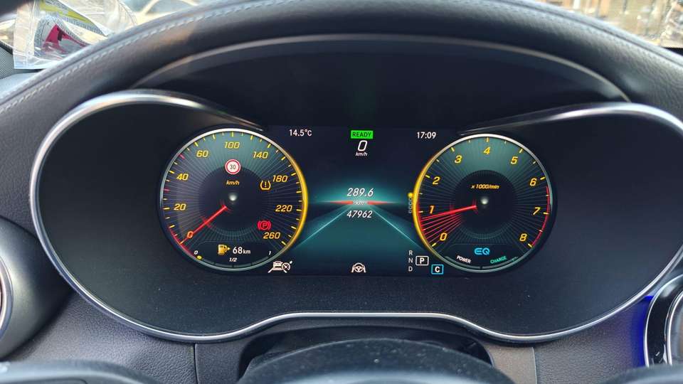 Mercedes-Benz C 200 - Imagem 6