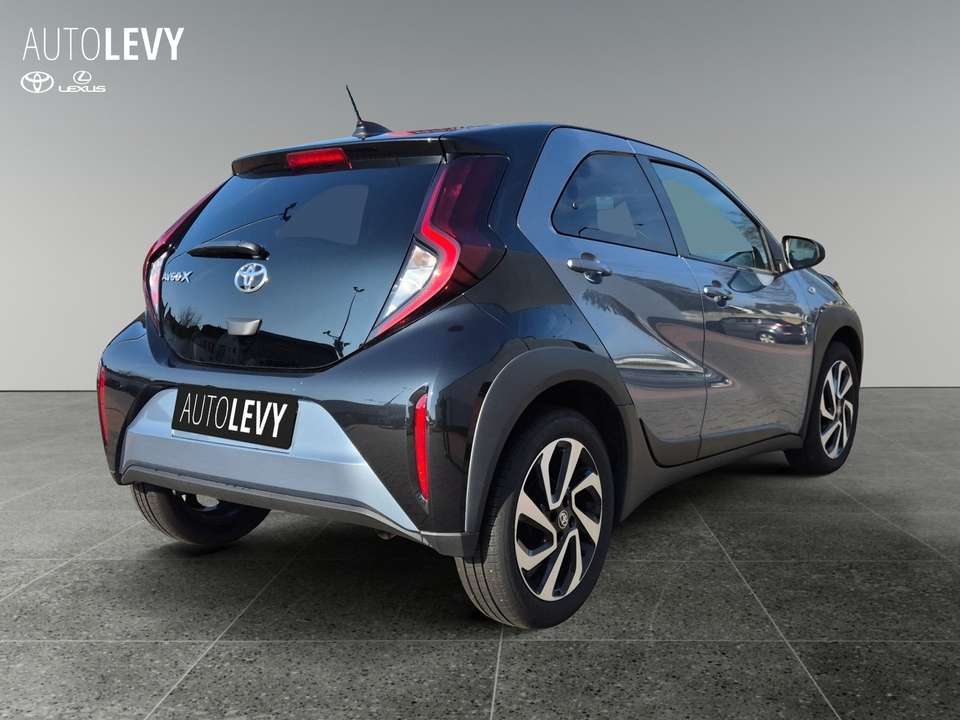 Toyota Aygo X - Imagem 6