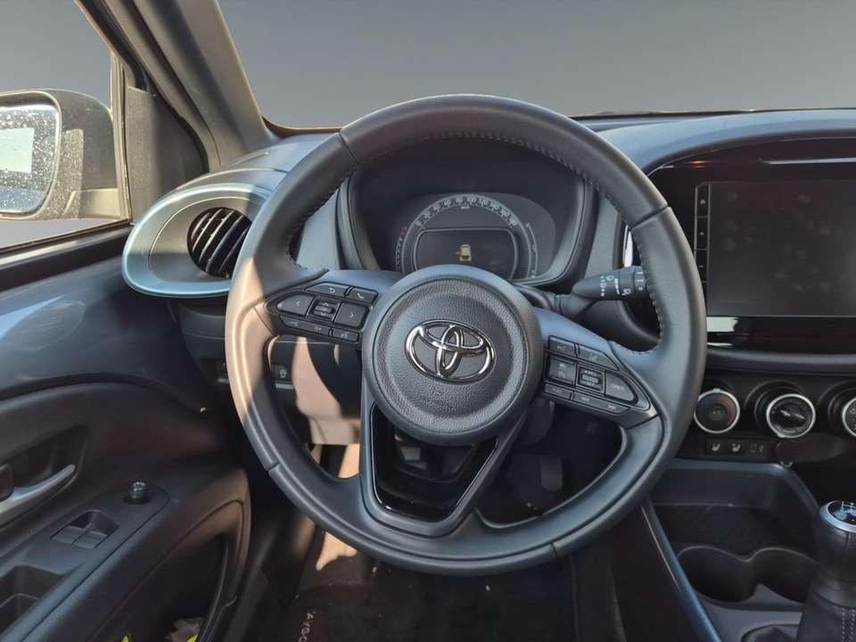 Toyota Aygo X - Imagem 13