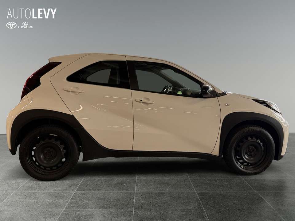 Toyota Aygo X - Imagem 7