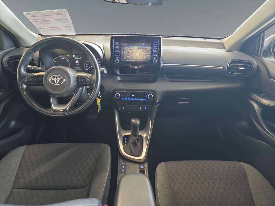 Toyota Yaris - Imagem 11