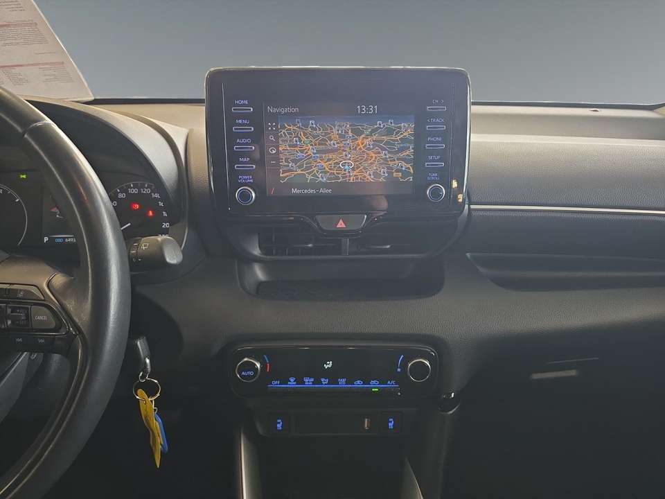 Toyota Yaris - Imagem 12